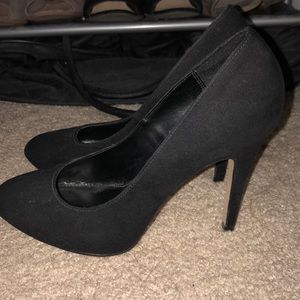 Great condition Rock&Republic black heels size 8